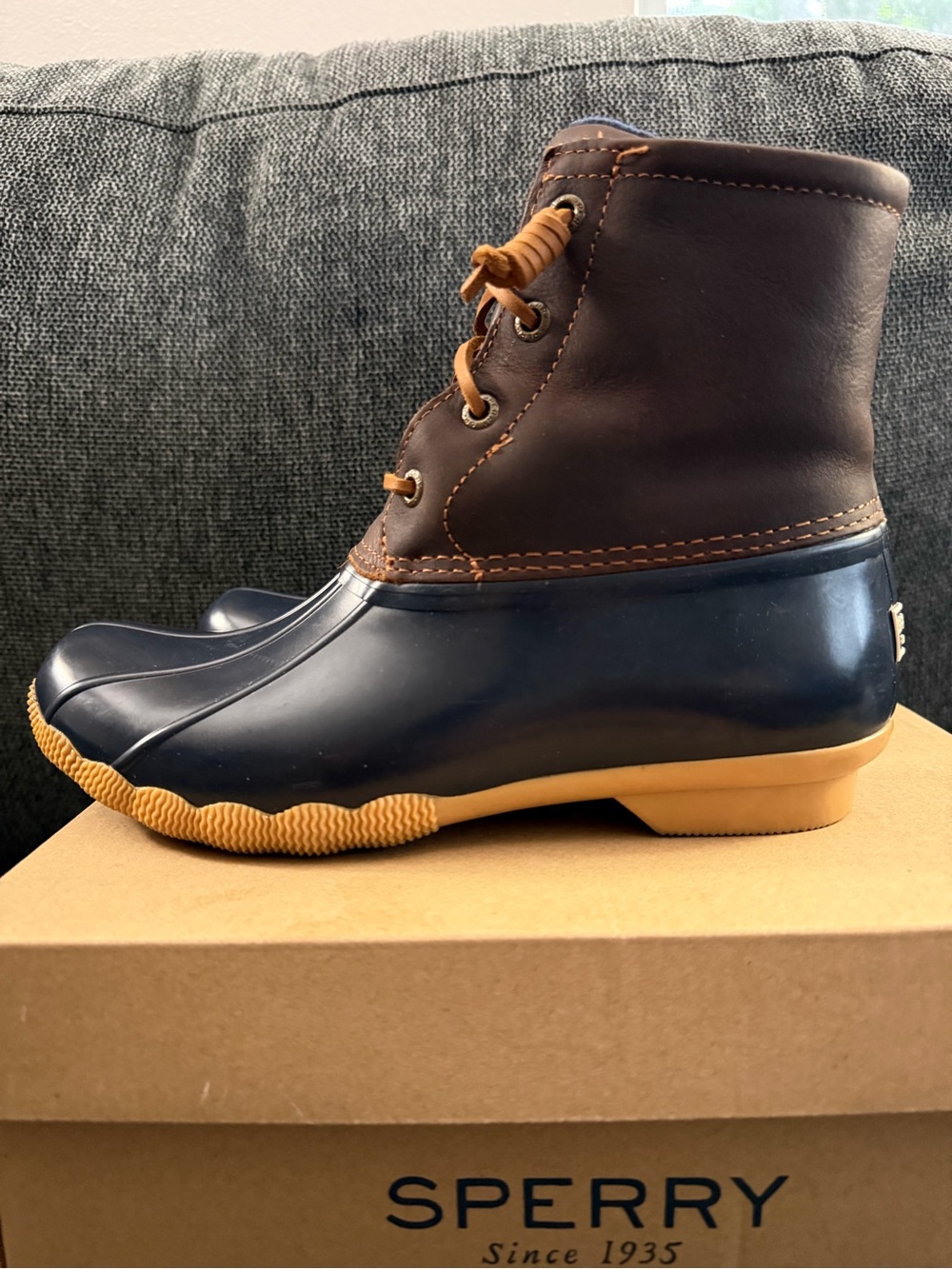 Women’s Brown & Navy Sperry Duck Boots - size 7 - Picture 4 of 8